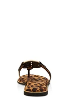 Womens Metallic Geometric Pendant Thong Slide Sandals,