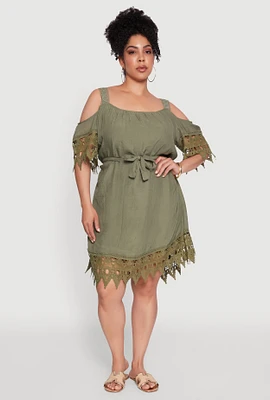Womens Plus Size Chic Crochet Detail Gauze Knit Cold Shoulder Dress, Green, Size 2X