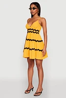 Womens Airy Contrast Trim Tiered Dress, Yellow, Size L