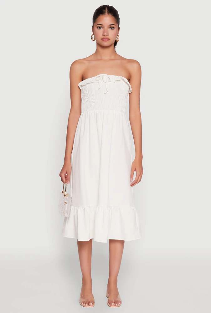 Womens Chic Smocked and Ruffle Tiered Peasant Dress, White, Size S