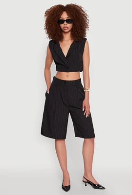 Womens Pinstripe Pleated Bermuda Shorts, Black, Size M