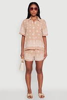 Womens Crepe Knit Bandana Print Shorts, Beige, Size M
