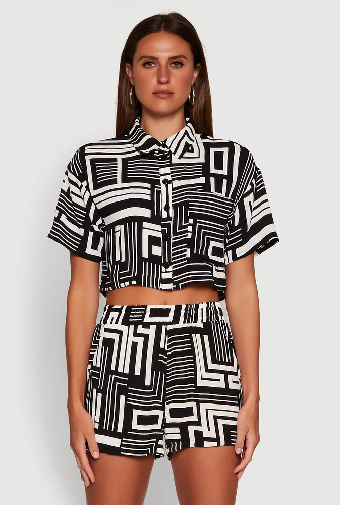 Womens Crepe Knit Geometric Print Cropped Shirt,