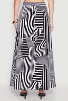 Womens Printed Pattern Pleated Maxi Skirt, Black,