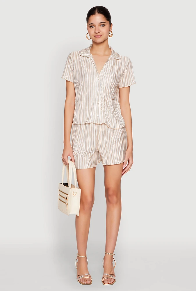 Womens Almost Famous Plisse Lettuce Edge Striped Shorts, Khaki, Size XL