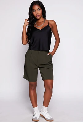 Womens Iris Crepe Knit Pleated Shorts, Green, Size L