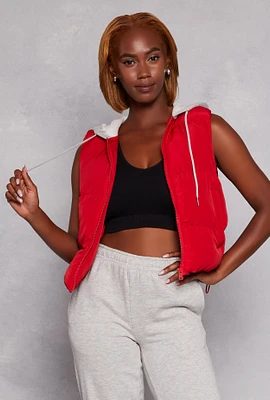 Womens Almost Famous Zip Front Hooded Puffer Vest, Red,