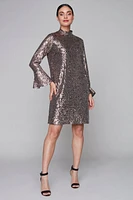 Robe de soirée à paillettes avec ouverture au dos