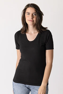 Le t-shirt uni côtelé