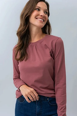 Le t-shirt uni froncé