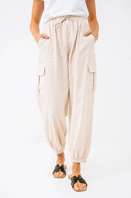 Le pantalon jogger cargo uni