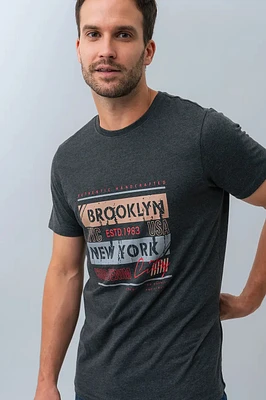 Le t-shirt imprimé « Brooklyn NY »