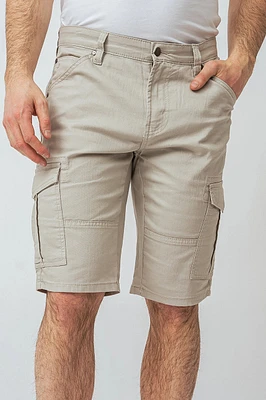 Le bermudas cargo extensible Lois | Modèle Enrique