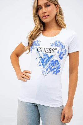 Le t-shirt fleurs et strass