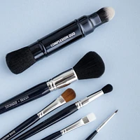 Complexion Duo Brush