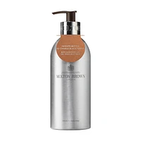 Infinite Bottle Re-Charge Black Pepper Bath and Shower Gel