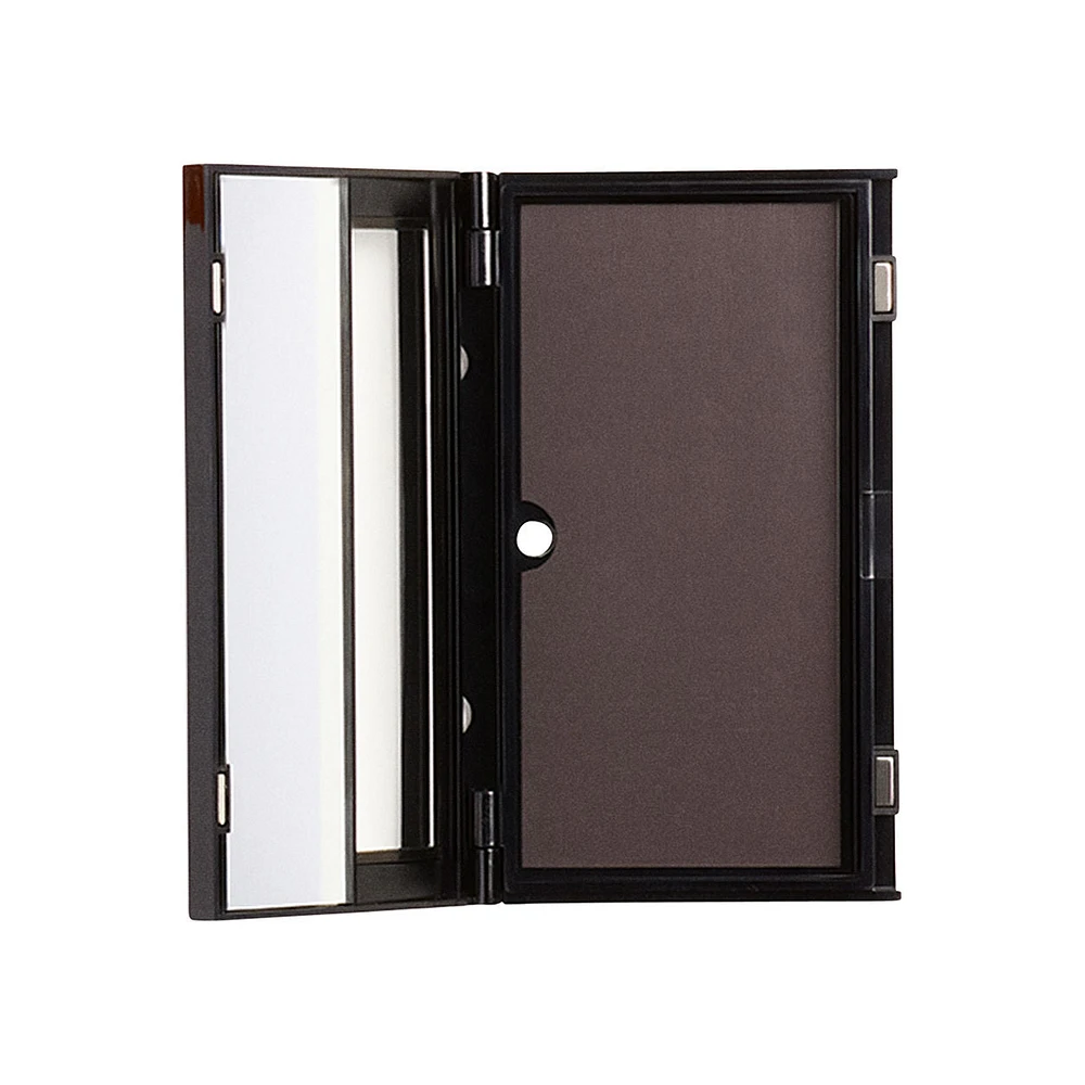 Makeup Wardrobing Refillable Magnetic Makeup Page