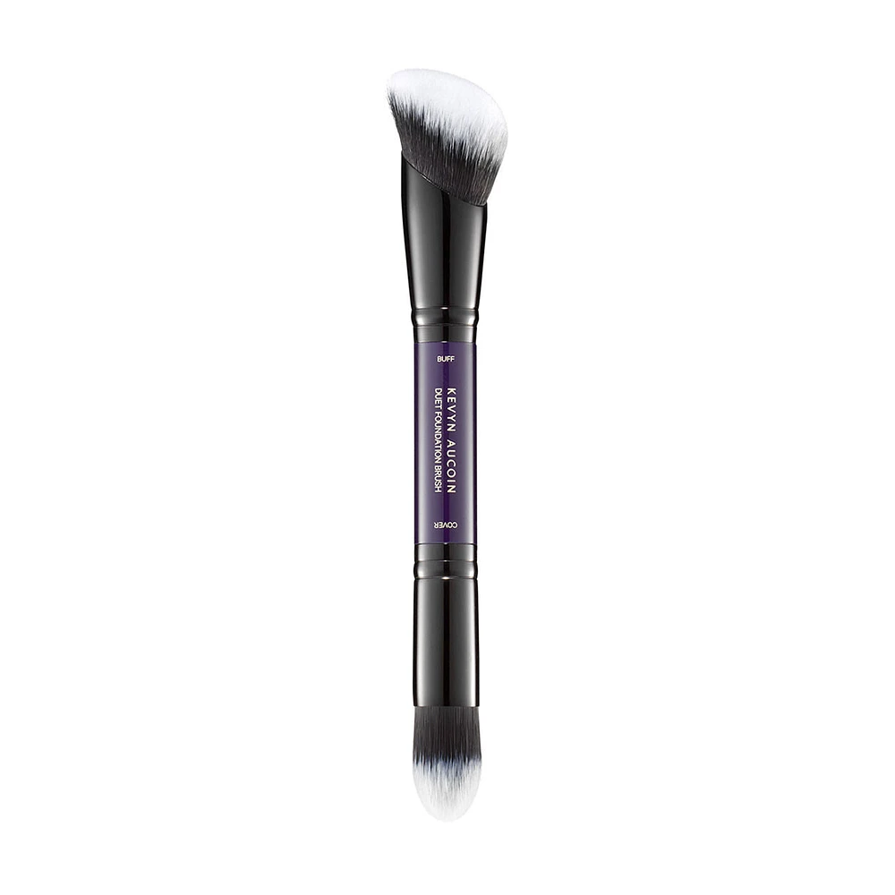 The Duet Foundation Brush