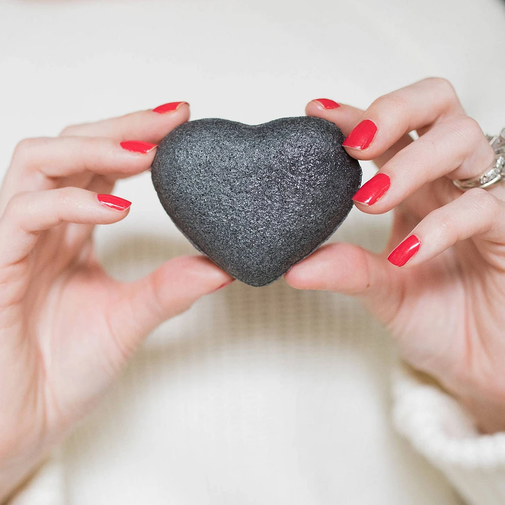 The Cleansing Sponge Bamboo Charcoal Heart