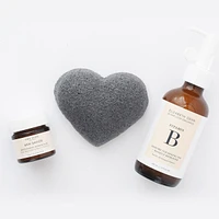 The Cleansing Sponge Bamboo Charcoal Heart