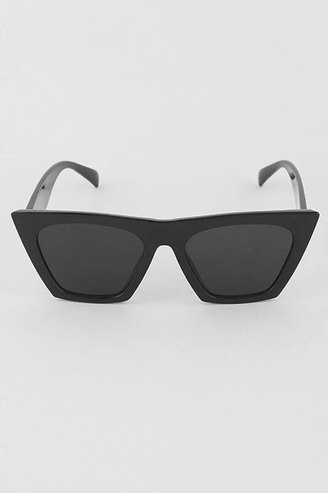 Pointy Black Cateye Iconic Sunglasses