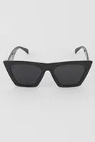 Pointy Black Cateye Iconic Sunglasses