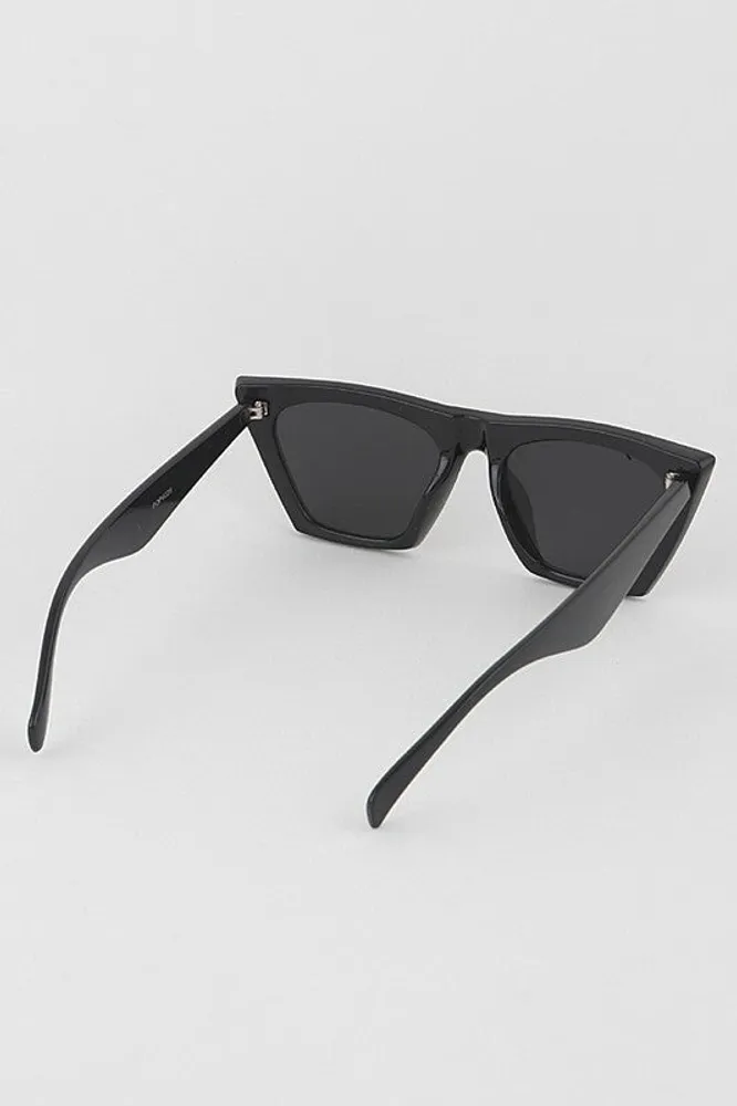 Pointy Black Cateye Iconic Sunglasses