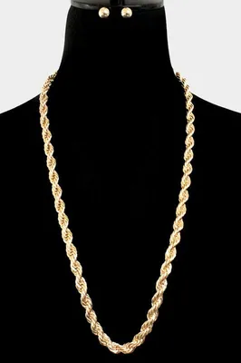 Cynthia Gold Metal Chain Long Necklace