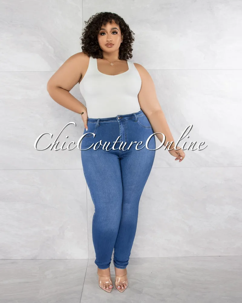 Chic Couture Online Kendra Medium Denim High-Waist CURVACEOUS Jeans