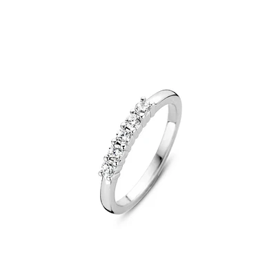 Five On Top Ring