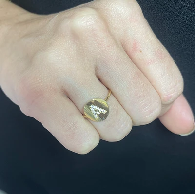 Circle Initial Ring