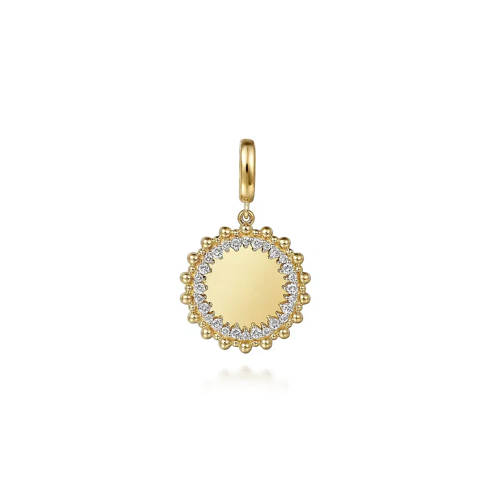 Bujukan Round Diamonds Medallion 18MM Pendant