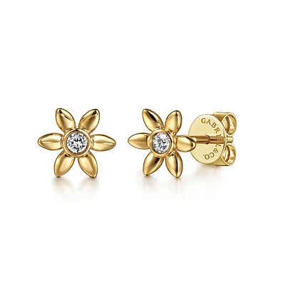 Flower Topaz Stud Earrings