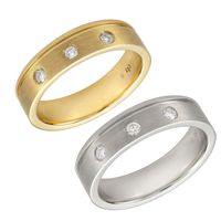 6mm Brushed Three Diamond Band