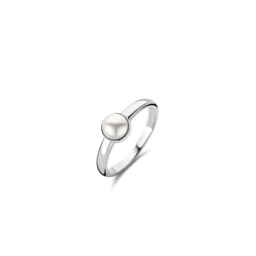 Feeling Pearly Silver Ring
