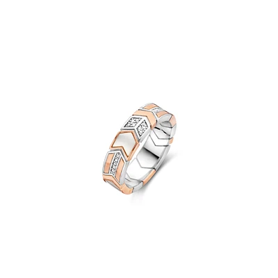 Milky White Rose Arrow Pattern Ring
