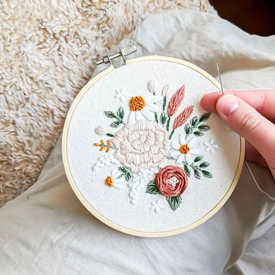 Embroidery Kit - Spring Flowers