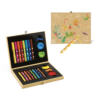 Boîte de couleurs pour enfant