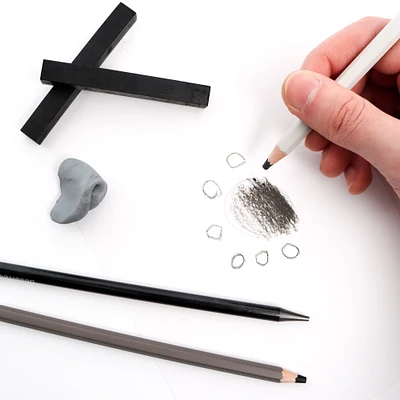 18-Piece Sketch Kit