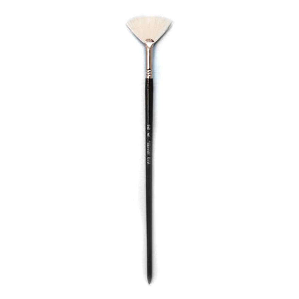 Fan paintbrush with white bristles