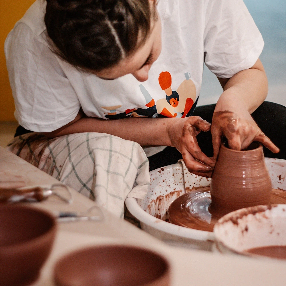 Tour de poterie électrique avec pédale