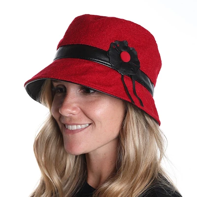 Boiled wool and leather bucket hat