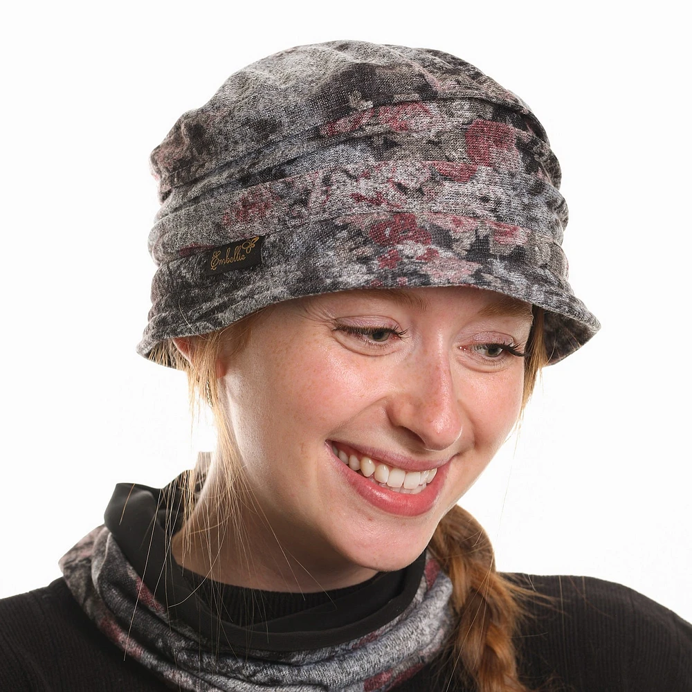 Cloche hat with pleats