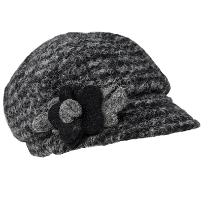 Wool cap with flower
