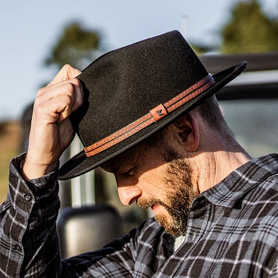 Chapeau Evolve