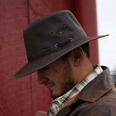 Holly Hill Hat