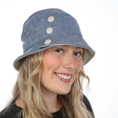 Chapeau cloche avec boutons effet lin bleu