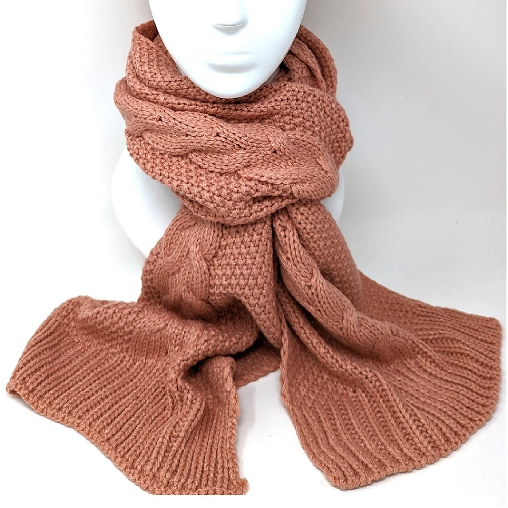 Foulard avec torsades