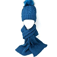 Tuque avec torsades et pompon