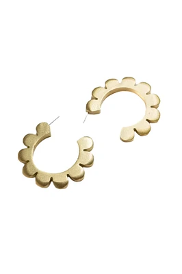 GOLD FLOWER OUTLINE HOOPS